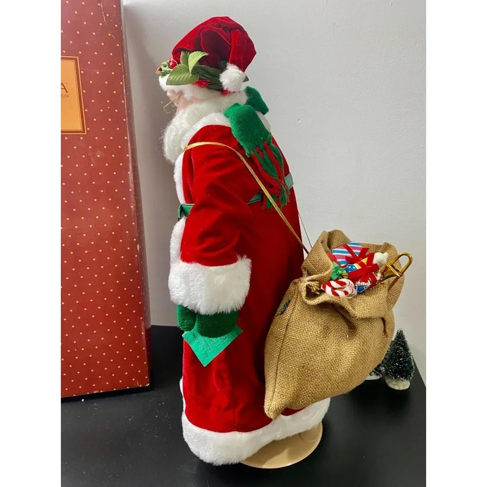 Santa Claus, Victoria's Collectibles, about 20
